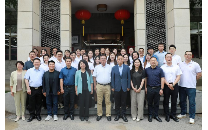 “新华书院”达人联盟正式启航——让普通人在全民阅读的平台上闪闪发光